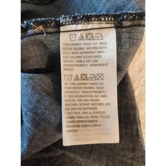 LOGO by Lori Goldstein Sleeveless Acid Wash Denim Button Up Asymmetric Dress - Picture 8 of 9